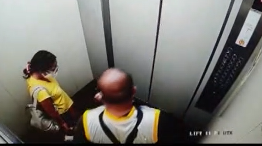 pembunuhan di lift